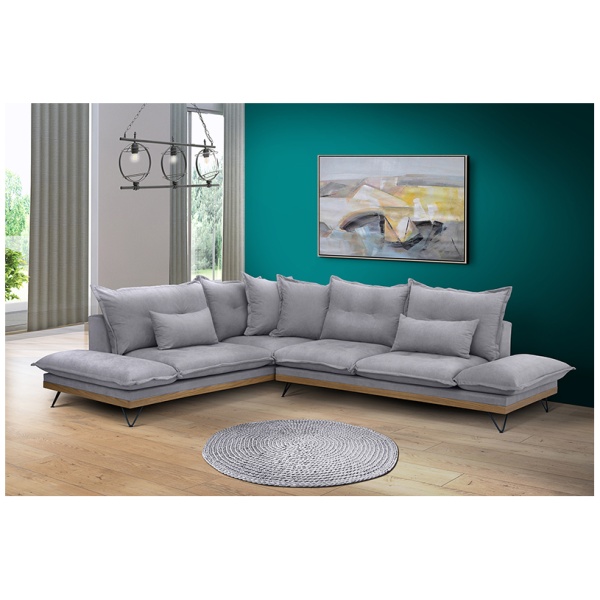 Ioli Sofa
